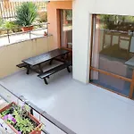 بيت ضيافة Iztok سوزوبول