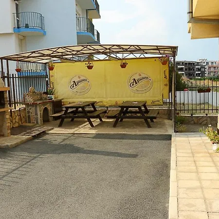 Iztok 게스트하우스 소조폴